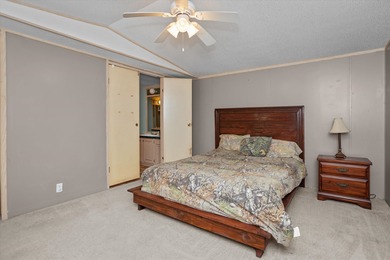 Discover the perfect getaway with this 3 bedroom, 2 bathroom on Rayburn Country Club in Texas - for sale on GolfHomes.com, golf home, golf lot