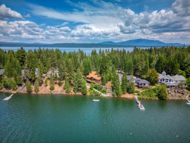 Location is ideal...this is one property not to be missed on Lake Almanor West Golf Course in California - for sale on GolfHomes.com, golf home, golf lot