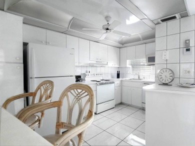 Nice Furnished, turn key, 2 bed convertible on second floor with on Hollybrook Golf and Tennis Club  in Florida - for sale on GolfHomes.com, golf home, golf lot