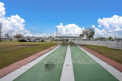 Seller is offering a 5,000 credit to buyer with accepted offer on Mainlands Golf Club in Florida - for sale on GolfHomes.com, golf home, golf lot
