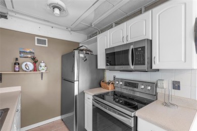 LOCATION LOCATION!!! HIGHLY DESIRABLE CORNER UNIT ON THE TOP on Hillsboro Pines Golf in Florida - for sale on GolfHomes.com, golf home, golf lot