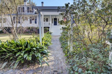 Priced at appraisal!Situated on nearly 1.5 acres, this on Miler Country Club in South Carolina - for sale on GolfHomes.com, golf home, golf lot