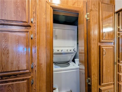 Rare open concept home. Room to spread out. Open kitchen with on Riverview Golf Course in Arizona - for sale on GolfHomes.com, golf home, golf lot