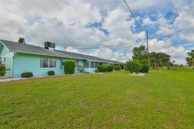WELCOME TO YOUR CHARMING, FRESHELY PAINTED HOME- NO HOA on North Lakes Golf Course in Florida - for sale on GolfHomes.com, golf home, golf lot