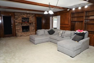 With a little TLC this home could shine again! Backyard backs up on Huntington Park Golf Course in Louisiana - for sale on GolfHomes.com, golf home, golf lot