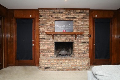 With a little TLC this home could shine again! Backyard backs up on Huntington Park Golf Course in Louisiana - for sale on GolfHomes.com, golf home, golf lot