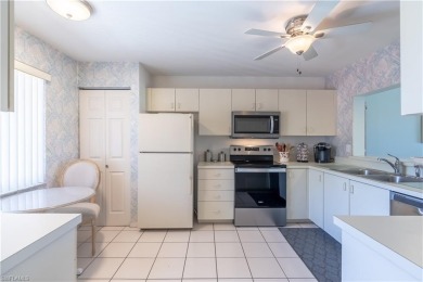 HUGE REDUCTION --VACANT AND EASY TO SHOW--MOTIVATED SELLER BRING on Glen Eagle Golf and Country Club in Florida - for sale on GolfHomes.com, golf home, golf lot