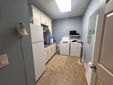 Spacious & beautifully built home overlooking #3 on the on Glade Springs Resort Golf Course in West Virginia - for sale on GolfHomes.com, golf home, golf lot