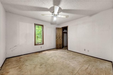 Discover the opportunity to make this property your own. This on Bella Vista Country Club - Berksdale in Arkansas - for sale on GolfHomes.com, golf home, golf lot