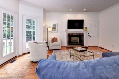 Impeccably maintained, transitional home in the heart of Ford's on Fords Colony Country Club in Virginia - for sale on GolfHomes.com, golf home, golf lot