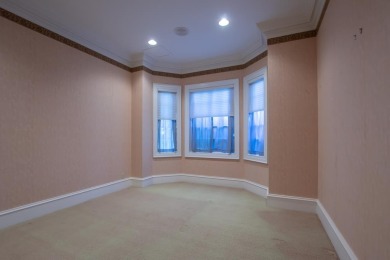 IMAGINE YOUR DREAM HOME THAT OVERLOOKS THE VIRGINIAN GOLF on Virginian Golf Club in Virginia - for sale on GolfHomes.com, golf home, golf lot