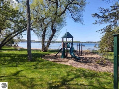 Take advantage of this unique chance to own a charming studio on Shanty Creek Golf Course in Michigan - for sale on GolfHomes.com, golf home, golf lot