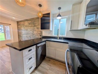 This is a rare beauty. The entire home was recently redone. Roof on Riverview Golf Course in Arizona - for sale on GolfHomes.com, golf home, golf lot
