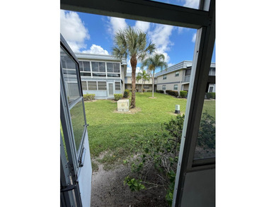 Welcome to 580 Brittany M! This ground-floor 2BR/2BA condo on Kings Point Golf -Flanders Way in Florida - for sale on GolfHomes.com, golf home, golf lot