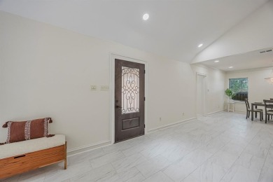 *****  ALL  OFFERS  ARE  STILL  WELCOME,  SHOWINGS  ARE  STILL on Ridglea Golf Course in Texas - for sale on GolfHomes.com, golf home, golf lot