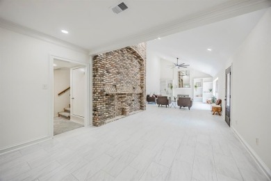 *****  ALL  OFFERS  ARE  STILL  WELCOME,  SHOWINGS  ARE  STILL on Ridglea Golf Course in Texas - for sale on GolfHomes.com, golf home, golf lot
