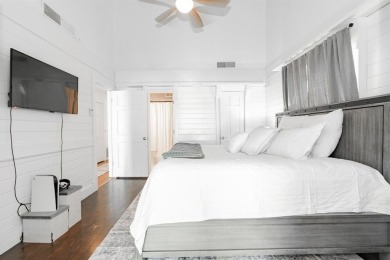 Welcome to your dream lakefront retreat! This stunning 5-bedroom on Lakeside Village Golf Course in Texas - for sale on GolfHomes.com, golf home, golf lot
