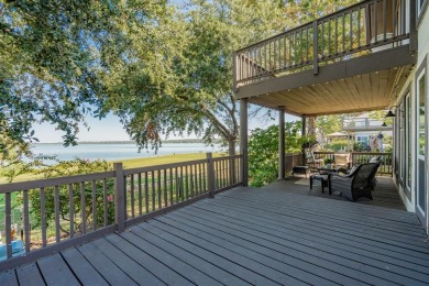 Welcome to your dream lakefront retreat! This stunning 5-bedroom on Lakeside Village Golf Course in Texas - for sale on GolfHomes.com, golf home, golf lot