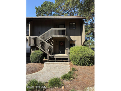 Lakeview Condo Living at its finest. This 2 bedroom, 2 bath end on Pinehurst Resort and Country Club in North Carolina - for sale on GolfHomes.com, golf home, golf lot
