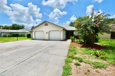 One or more photo(s) has been virtually staged. Welcome to this on Point O Woods Golf Club in Florida - for sale on GolfHomes.com, golf home, golf lot