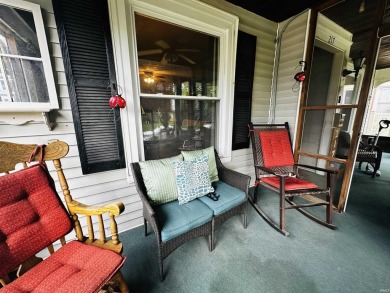 Charming 3 bedroom 2 bath home near golf course, schools, and on Washington Country Club in Indiana - for sale on GolfHomes.com, golf home, golf lot