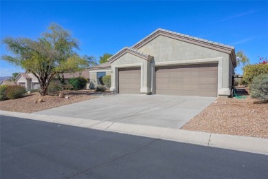 Beautiful Laughlin Ranch home overlooking 18 Hole champion ship on Laughlin Ranch Golf Club in Arizona - for sale on GolfHomes.com, golf home, golf lot