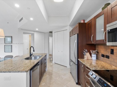 Wonderful 3/3 apartment in the heart of Aventura. Can be sold on Turnberry Isle Resort and Club in Florida - for sale on GolfHomes.com, golf home, golf lot