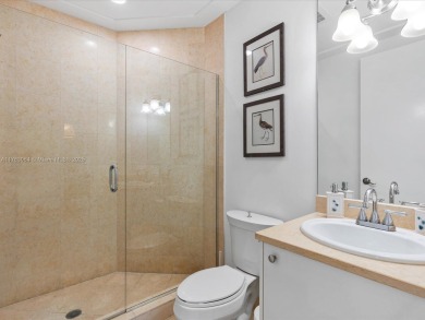 Wonderful 3/3 apartment in the heart of Aventura. Can be sold on Turnberry Isle Resort and Club in Florida - for sale on GolfHomes.com, golf home, golf lot
