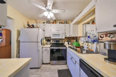 NEW LISTING PRICE - ENJOY the exclusive Kings Point lifestyle on Kings Point Executive Golf Course in Florida - for sale on GolfHomes.com, golf home, golf lot