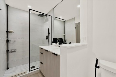 Stunning fully renovated 3-bed, 2-bath townhouse in The on Jim McLean Signature Course in Florida - for sale on GolfHomes.com, golf home, golf lot