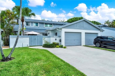 Stunning fully renovated 3-bed, 2-bath townhouse in The on Jim McLean Signature Course in Florida - for sale on GolfHomes.com, golf home, golf lot