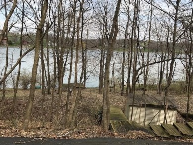 Beautiful 1.9-acre wooded waterfront lot on the main body of on Lake Carroll Golf Course in Illinois - for sale on GolfHomes.com, golf home, golf lot