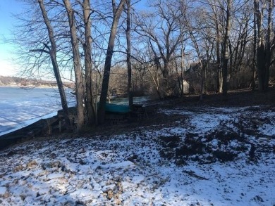 Beautiful 1.9-acre wooded waterfront lot on the main body of on Lake Carroll Golf Course in Illinois - for sale on GolfHomes.com, golf home, golf lot