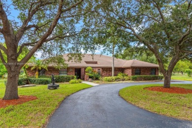 Incredible opportunity to own a spacious 4-bedroom plus on Country Club of Coral Springs in Florida - for sale on GolfHomes.com, golf home, golf lot