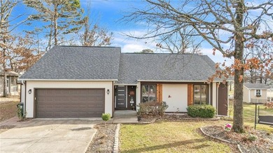 Beautifully renovated lake area home located in picturesque on Holiday Island Golf Course in Arkansas - for sale on GolfHomes.com, golf home, golf lot