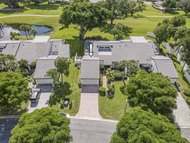 2020 NEW A/C and 2024 NEW ROOF! Beautifully appointed home in on  in Florida - for sale on GolfHomes.com, golf home, golf lot