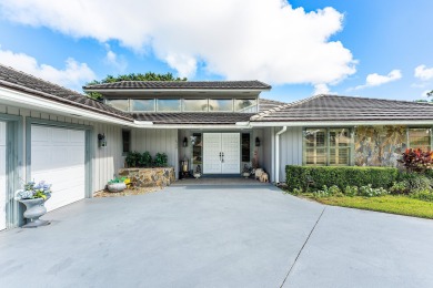 RARE FIND ON EASTPOINTE PINES! Spacious 3,000 sq. ft. home on on Eastpointe Country Club in Florida - for sale on GolfHomes.com, golf home, golf lot
