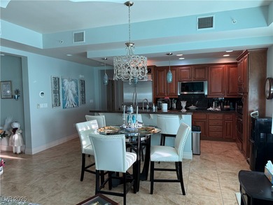 Gorgeous 2BD/2BA 1st floor unit with 250SF wraparound covered on Reflection Bay Golf Club in Nevada - for sale on GolfHomes.com, golf home, golf lot