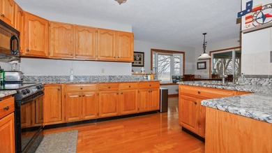 Welcome to this spectacular 4 Bed 3 Full bath walk out ranch on El Paso Golf Club in Illinois - for sale on GolfHomes.com, golf home, golf lot