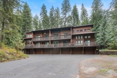 Unlimited golf for TWO owners! Privacy and serenity tucked in on Twin Lakes Village Golf Course in Idaho - for sale on GolfHomes.com, golf home, golf lot