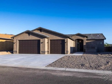 THIS HOME HAS A RATE LOCK BUY DOWN BY THE BUILDERS PREFERRED on Las Barrancas Golf Course in Arizona - for sale on GolfHomes.com, golf home, golf lot