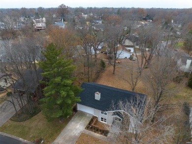 Welcome to 49 Normandy Dr- this stunning 4 bed, 2 1/2 bath ranch on Lake Saint Louis Par 3 in Missouri - for sale on GolfHomes.com, golf home, golf lot