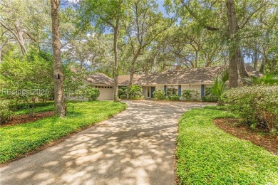 Completely renovated 2024/2025! Brand new kitchen, bathrooms on Port Royal Golf and Racquet Club in South Carolina - for sale on GolfHomes.com, golf home, golf lot
