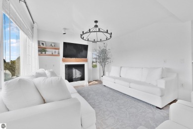 This two bed, two bath condo is the turn-key, low maintenance on Mistwood Golf Course in Michigan - for sale on GolfHomes.com, golf home, golf lot