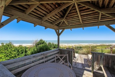Don't miss this rare opportunity to own a fully furnished on Amelia Island Plantation - Oakmarsh in Florida - for sale on GolfHomes.com, golf home, golf lot