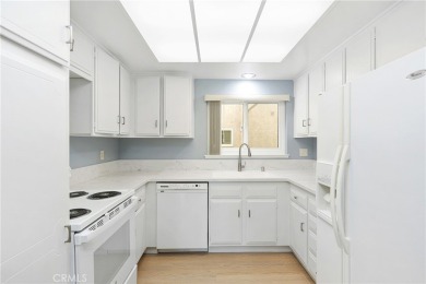 MOUNTAIN VIEW! Garden Villa with largest (1335 sqft) floor plan on Leisure Village Par 3 Golf Course in California - for sale on GolfHomes.com, golf home, golf lot