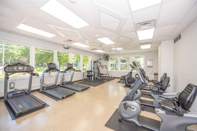 Lovely Cambridge in the wonderful 55 plus community, Leisure on Leisure Village Golf Course in New York - for sale on GolfHomes.com, golf home, golf lot