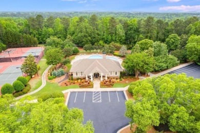 || BRAND NEW GARAGE DOOR || CORNER LOT || || NEW ROOF || || NEW on Mirror Lake Golf Club in Georgia - for sale on GolfHomes.com, golf home, golf lot