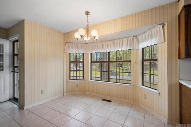 This well maintained 3-bedroom, 2.5-bath home offers tons of on Foxwood Golf Club in Arkansas - for sale on GolfHomes.com, golf home, golf lot