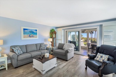 Stunning 3BR/3BA Highly Desirable Beach Club Villas End Unit! on Wild Dunes Harbor Golf Resort in South Carolina - for sale on GolfHomes.com, golf home, golf lot